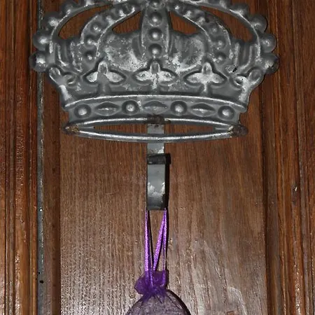 Chateau De Vedene
